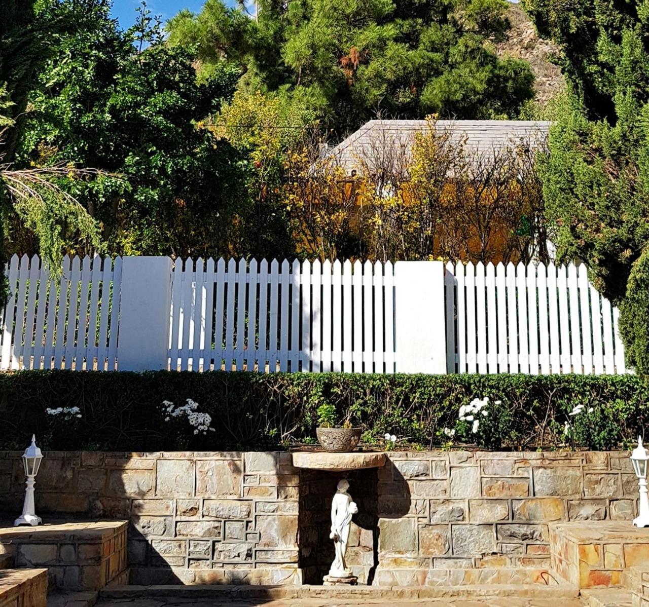 Montagu Little Sanctuary - Hot Spring Access At Reduced Price Daire Dış mekan fotoğraf