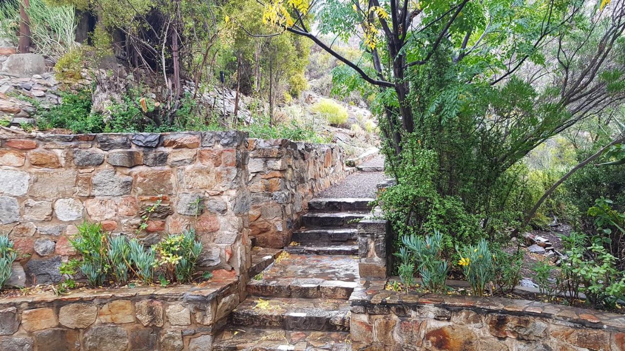 Montagu Little Sanctuary - Hot Spring Access At Reduced Price Daire Dış mekan fotoğraf